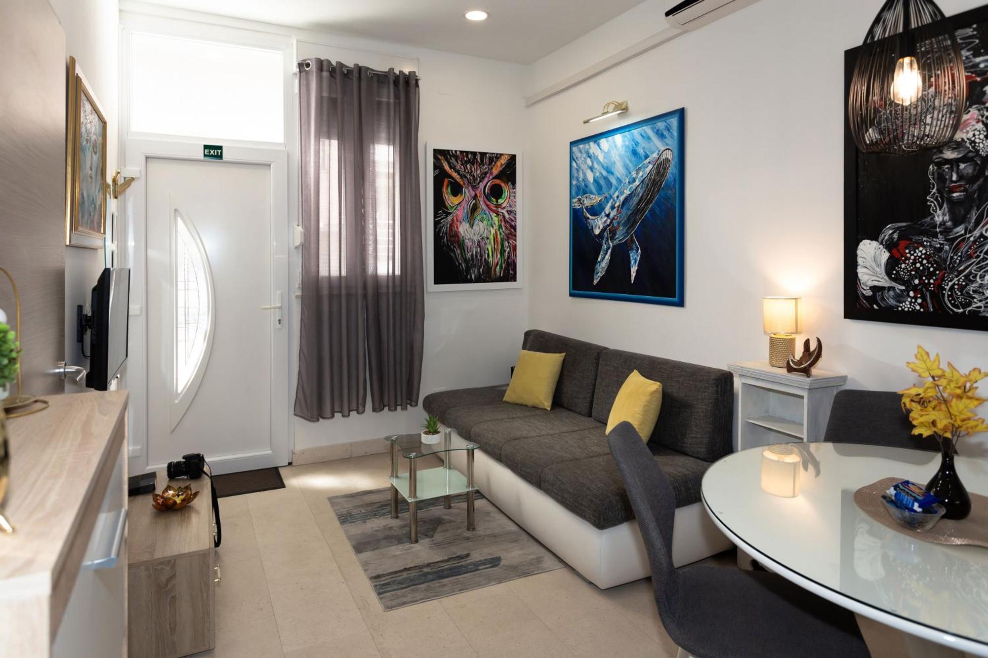 Moon Apartment 斯普利特 外观 照片